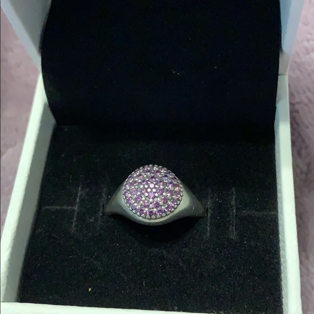 Pandora ring